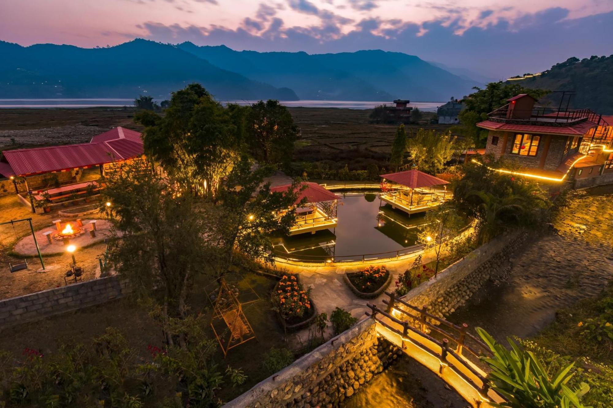 Zostel Pokhara Hostel Εξωτερικό φωτογραφία
